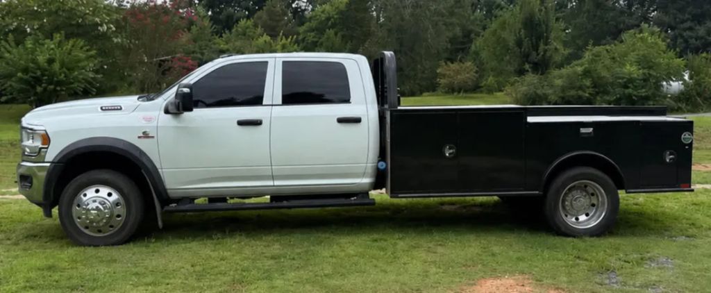 ram ram 5500 chassis cab 2024 3C7WRNFL7RG320068 image ram ram 5500 chassis cab 2024 3C7WRNFL7RG320068 image